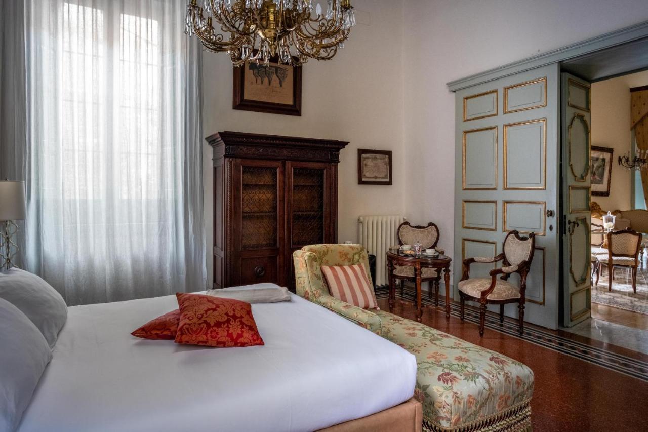 Palazzo Guido Bed & Breakfast Lecce Dış mekan fotoğraf